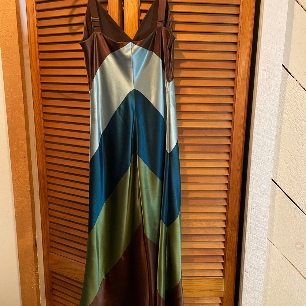 Silk spaghetti strap dress  BCBG size 6